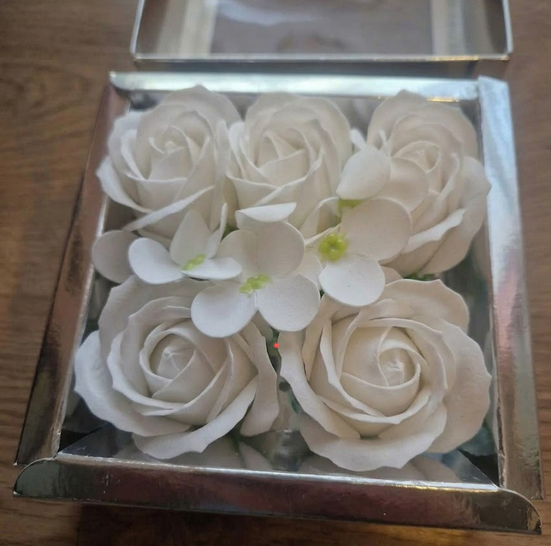 MIni Flower Box 6 róż