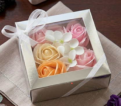 MIni Flower Box 6 róż